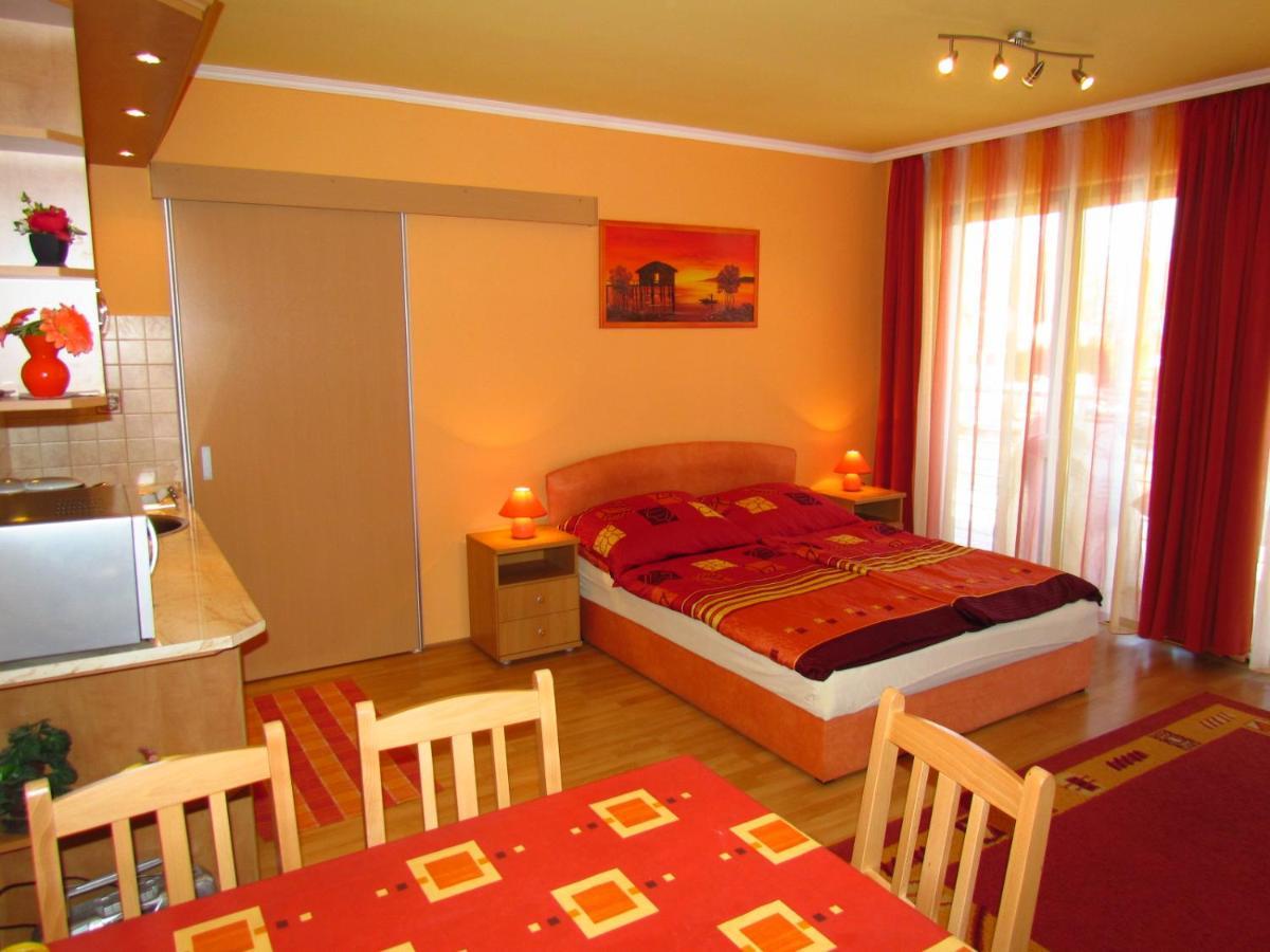 Balaton Wellness Apartman Siófok Extérieur photo