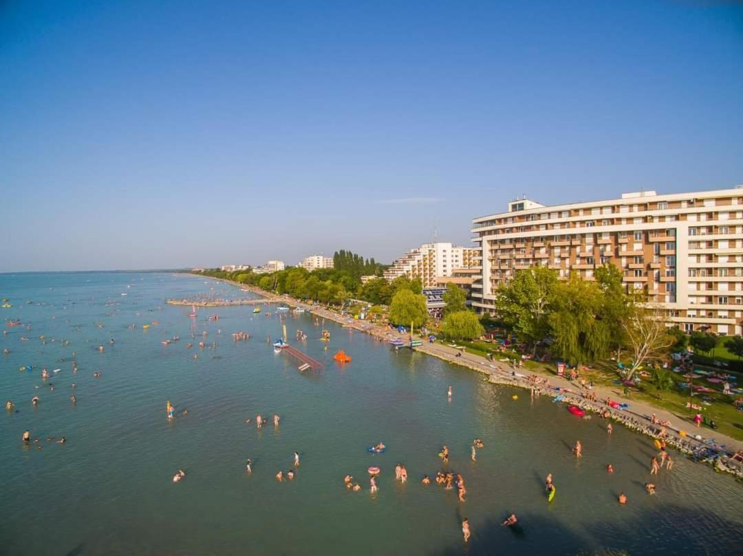 Balaton Wellness Apartman Siófok Extérieur photo