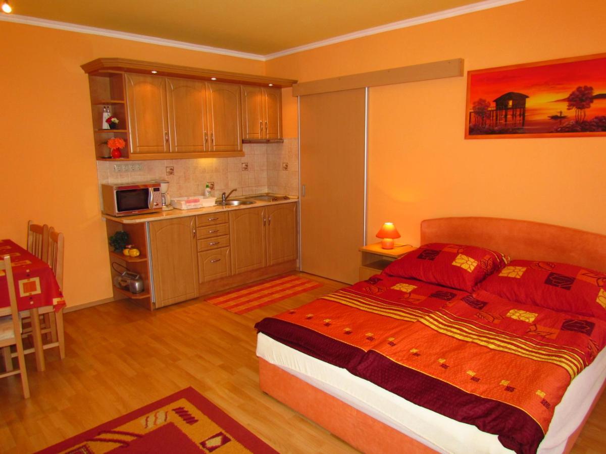 Balaton Wellness Apartman Siófok Extérieur photo